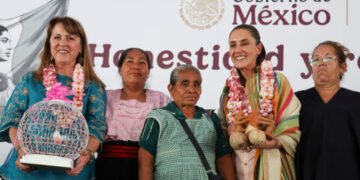 Nosotros gobernamos desde el territorio, con cercanía y con amor, vamos bien y vamos a ir mejor: presidenta Claudia Sheinbaum desde Morelos