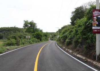 Gobierno estatal abre conexión con Morelos con la pavimentación de la carretera Achichipico – San Miguel