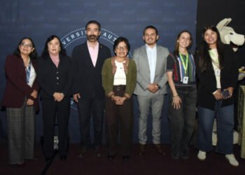 Pone en marcha Rectora Lilia Cedillo campaña “Échale los kilos”