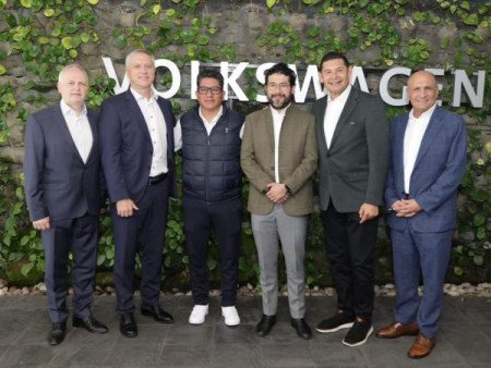 Gobierno Federal y Gobierno Estatal contribuyen a la conciliación entre empresa y sindicato de VW