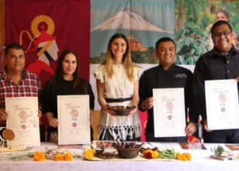 Impulsa comida de Mole de Caderas en Puebla a productores de Tehuacán