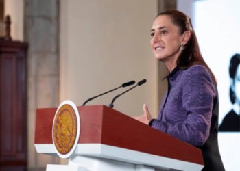En 5 años, aumentó en 7 millones el número de mexicanos con agua entubada en su vivienda; se invierte 180 mil mdp en obras: presidenta